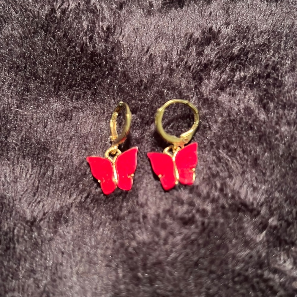 Dainty red acrylic clasp earrings - offers welcomed